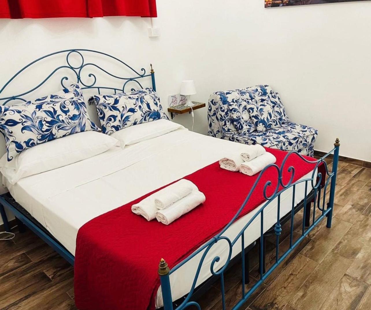 Appartamento Domus Carbonari Napoli Esterno foto