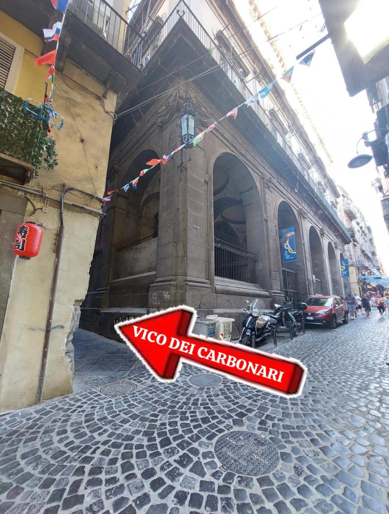 Appartamento Domus Carbonari Napoli Esterno foto
