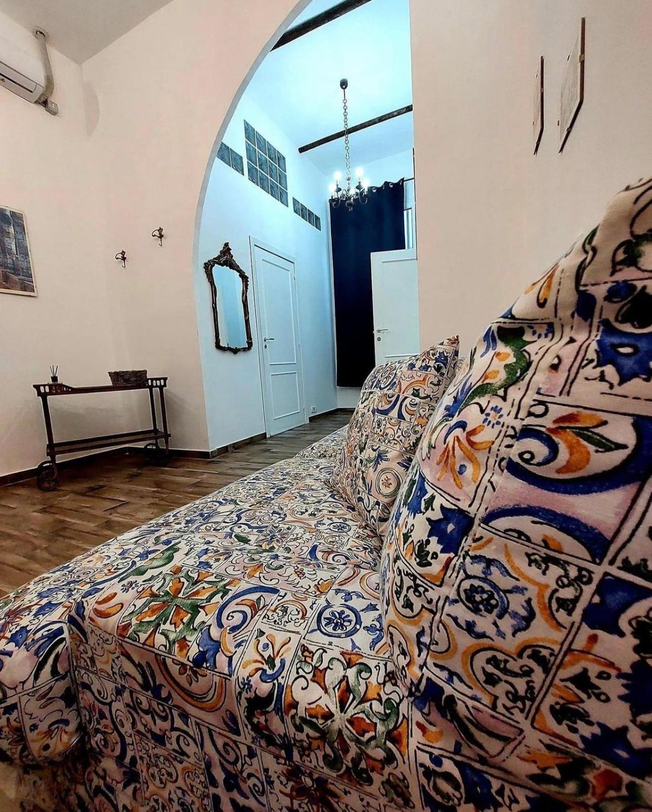 Appartamento Domus Carbonari Napoli Esterno foto